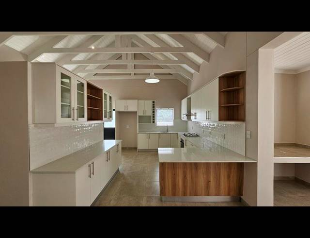 3 BEDROOM HOUSE FOR SALE IN PORT OWEN